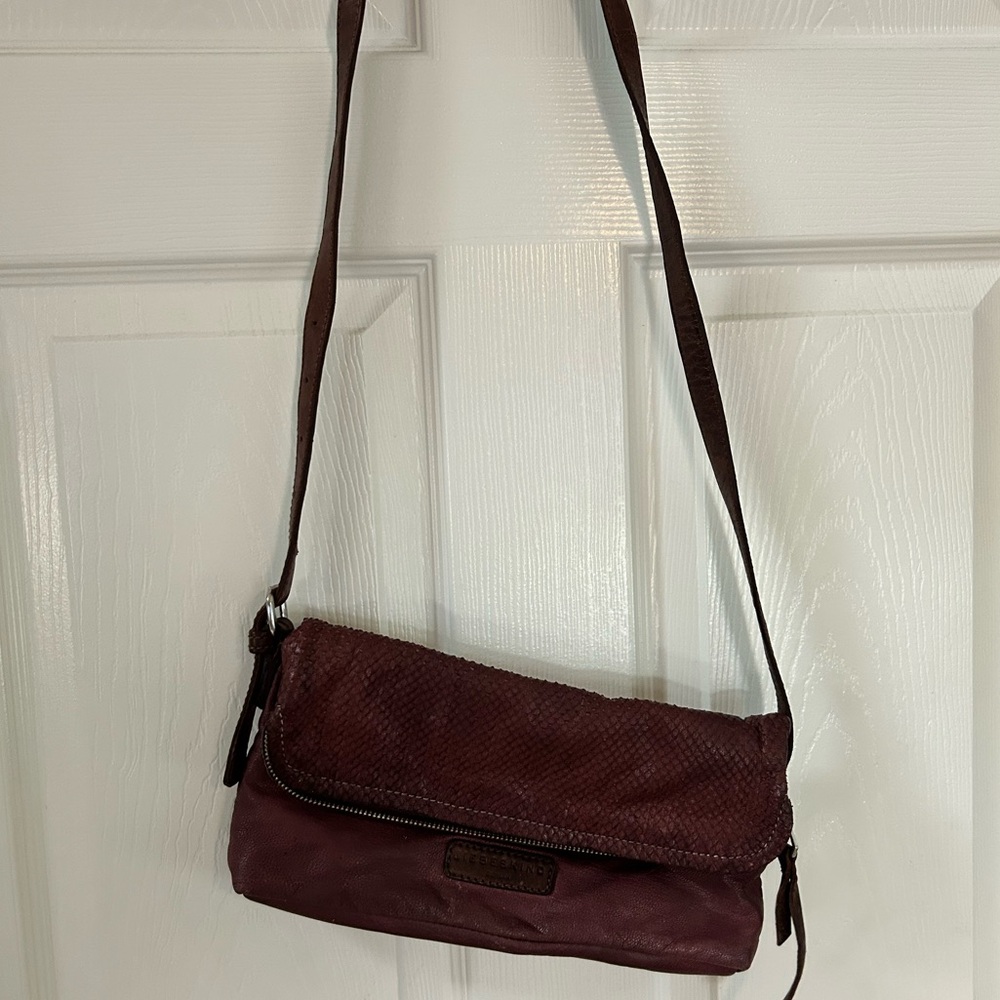LIEBESKIND BERLIN CROSSBODY